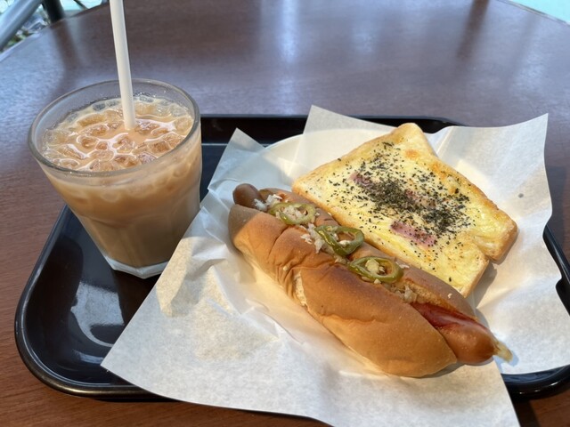 スリーコンカフェ 池ノ上店 ドッグ・ピザセット 税抜520円