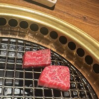 和牛とタン 焼肉 とみ 新橋本店 - 