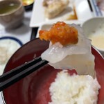 海の駅 - 河豚刺身　紅葉おろしとポン酢で食べちゃうよ！