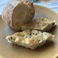 サーラ アマービレ - シニフィアンシニフエのパン