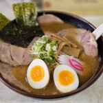 ラーメンふくろう - 料理写真: