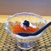 天寿し 横浜店 - イクラとカニのキャビアのせ