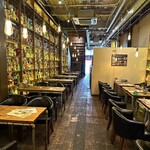 ケバブバー アンプル - 店内