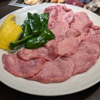ニュー赤坂焼肉店 - 料理写真: