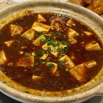 麻辣大学 上野本店 - 自慢の麻婆豆腐（中辛）