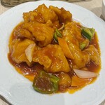 麻辣大学 上野本店 - 白身魚の甘酢ソース掛け