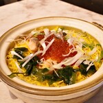 隠れ家個室居酒屋 囲い屋 - 鮭いくらの親子土鍋