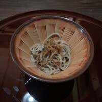 ヒカリヤ ヒガシ - 凌ぎ　じゃこ山椒蕎麦