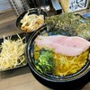 王道家直系 家系ラーメン がく