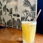 The Halia - :Red Apple/Add Ginger Juice@$6.5