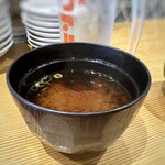 鮨 酒 肴 杉玉 - 赤だしは、残念。二口頂いて残しました。m(__)m