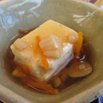 ブック&カフェ こ・らっしぇ - なないろプレートの豆腐あんかけ