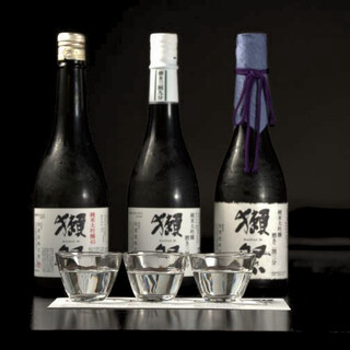 日本酒20種類秋のお酒、限定品揃ってます。獺祭の飲み比べあり