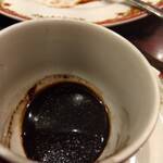 Cafe RUSSIA - 底にコーヒー豆の粉が