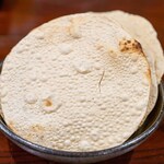 ソウルフードインディア - 2024.10 パパド（豆のチップス）