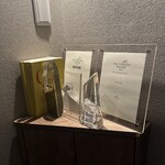 パルコ フィエラ - 毛蟹と自家製ハム上湯の茶碗蒸し
      
      5. 魚
      銀宝の唐揚げ発酵ニラレモン醤