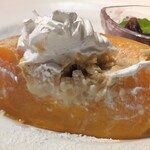 ビストロカフェ ももてなし家 - 柿のジャック・オー・ランタンプリン断面