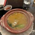 銀座 上瀧 - 上海蟹入り気仙沼産フカヒレの姿煮込み