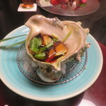 三養荘 - S級栄螺壺焼き