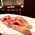 TRATT. USHIGORO - タン塩切り落とし