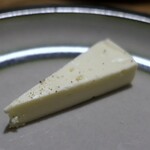 酒呑童子 牛久 - いぶりがっことクリームチーズ
