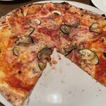 ナポリのかまど 小麦の郷 所沢下富店 - ナスとベーコンのトマトピッツァ