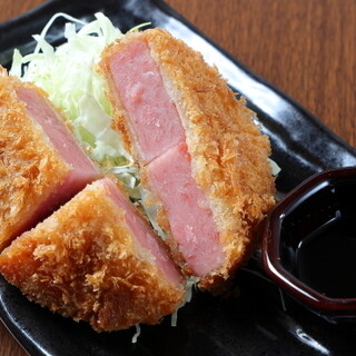 お酒に合う焼きもの多数。こだわりの一品料理を満喫