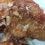 一楽ラーメン 志免店 - 唐揚げどアップ