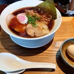 おダシと銀しゃり 中華そば 雲雀 - 熟成醤油の淡麗中華そば900円＋濃厚味玉150円