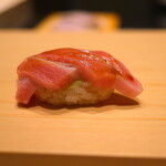 鮨 めい乃 - 心までとろけさせる大トロ。