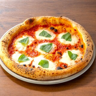 他店では味わえないもっちもちピザ！