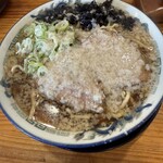 麵屋春馬 - ルーキー煮干し　醤油　太麺　脂多め