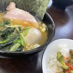 ラーメン 塚田家 - 