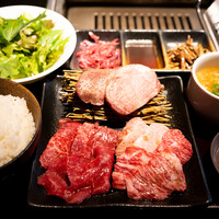 焼肉 たまき家 - 