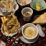 大和薬食処 ならやま茶館 - 