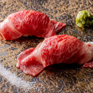 【A5黒毛和牛】きめ細かい刺しとトロリとした舌ざわりは格別