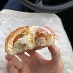 パン処 山奥 - エッグベーコンクロワッサン　380円　(断面)