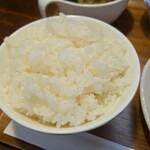 キッチン ブルー グローブ - ご飯大盛のアップ