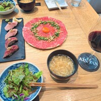 肉寿司 肉和食 KINTAN コレド室町 - サラダとスープ