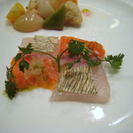 コルザ - ノネウェーサーモンのマリネ、ディールソース　勘八の昆布〆