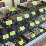 伊勢屋餅菓子店 - 店頭