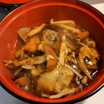 自遊庵 ねぎぼうず - 秋鮭とイチジクのキノコ餡かけ