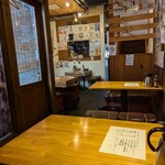 魚のてっぺん - 店内