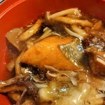 自遊庵 ねぎぼうず - 秋鮭、イチジクの天ぷら、茄子とキノコ各種