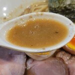 極汁美麺 umami - スープ