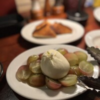 カルネジーオ イースト - 