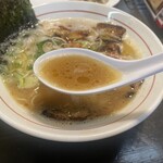 吉兆夢 - 濃厚豚骨スープ