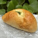 パリジャン - やきピロシキ（258円）