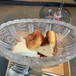 日本料理 TOBIUME - "甘味　花が無い？？"
      23無花果（福岡県若松産）のコンポート＆チーズケーキ＆ミルクジェラート