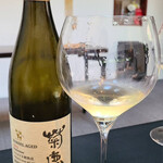 日本料理 TOBIUME - 菊鹿 シャルドネ樽熟成2022（白ワイン、熊本）
      葡萄品種：熊本県菊鹿産シャルドネ100%